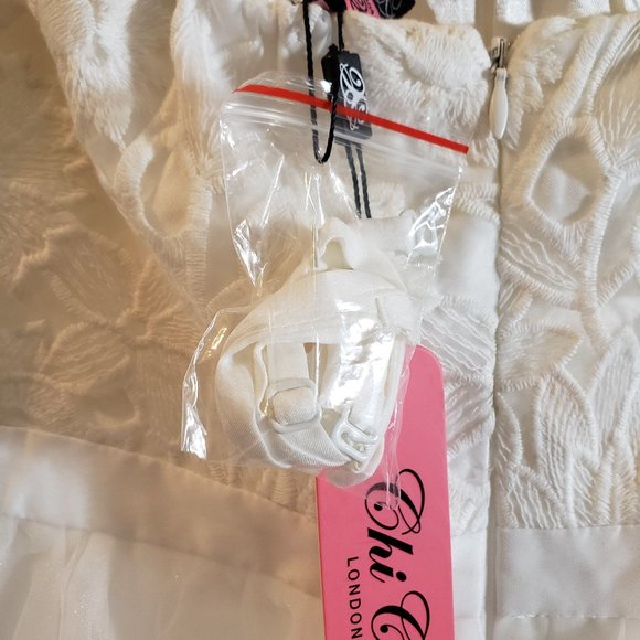 NWT Chi Chi London Modcloth Bridal Dress - Picture 7 of 9